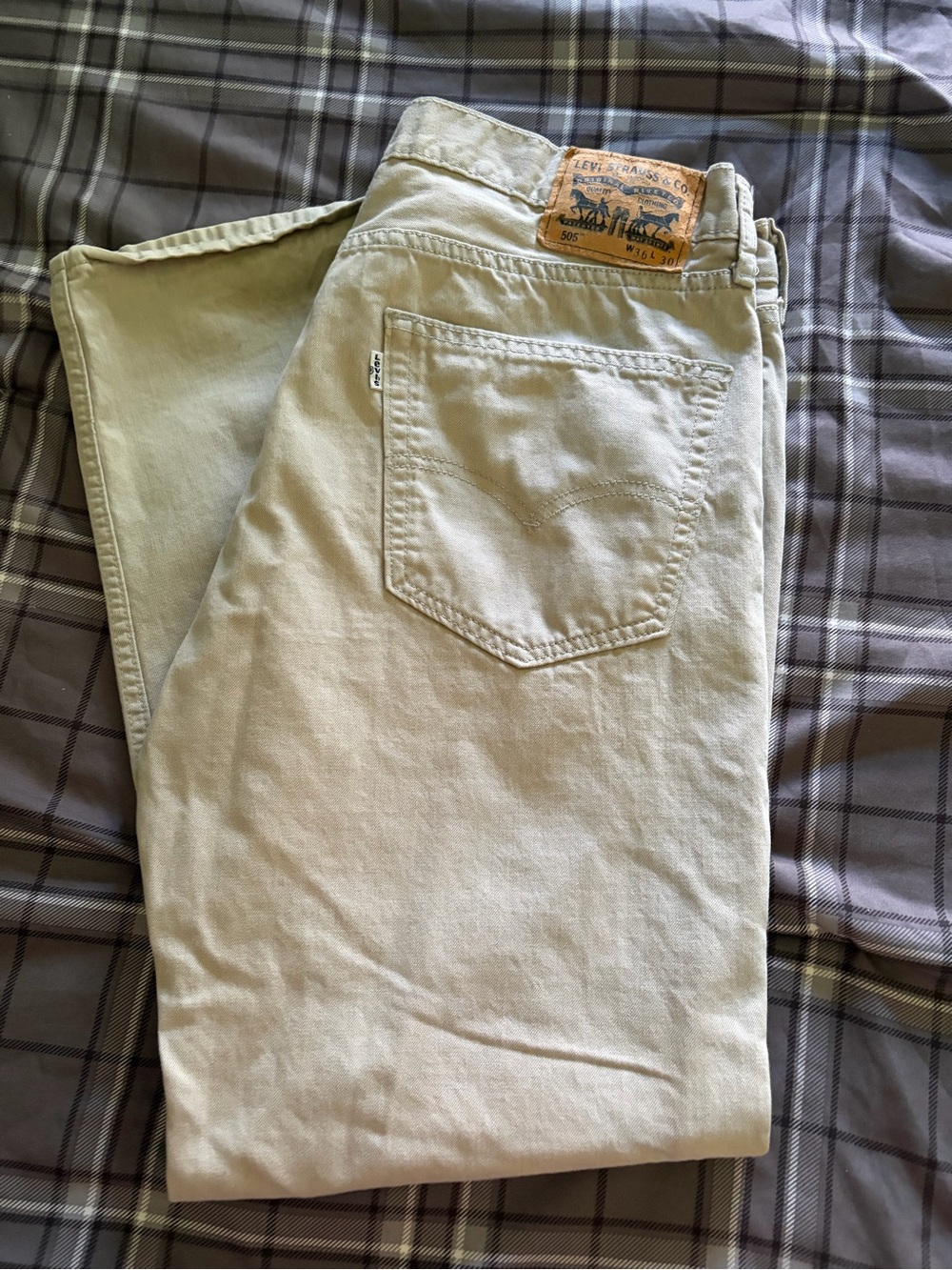 Levi's Men’s Light Beige Slim Straight Jeans
